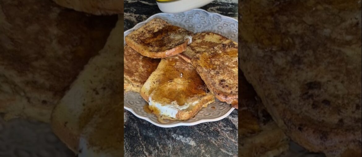 Simple French toast #food #breakfast #foodie #recipe #asmr #egg #frenchtoast #bored #easyrecipe
