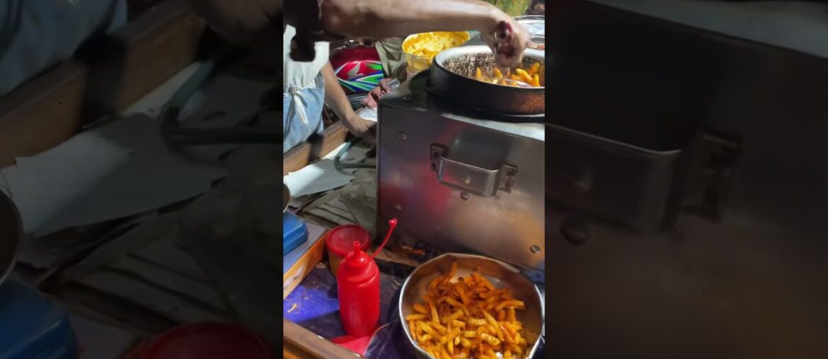 Crunchy Potato Chips, French fries #foodshorts #streetfood #streetfoodwithhk #streetfoods #foodie