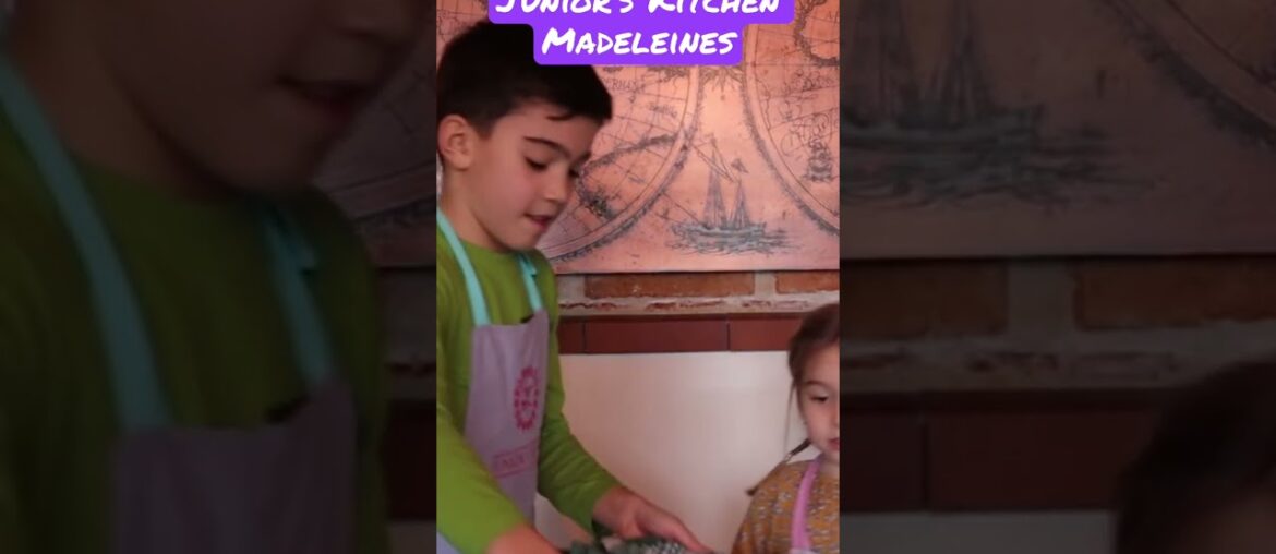 #madeleines#juniorchef#juniorskitchen#french#baking#sweets#dessert#recipe#juniorskitchen#cooking