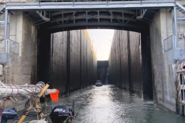 The BIGGEST Lock in EUROPE, Rhone to Avignon
