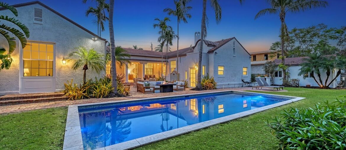 1682 Hawthorne Street Sarasota, FL | ColdwellBankerHomes.com