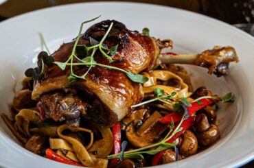 Cozy French & Southern Bistro | Family-Friendly & Romantic Dining in Summerville & Charleston