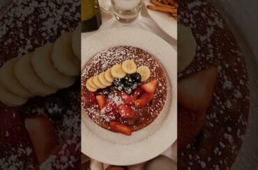 dining diaries, an asmr: Cafe Luluc | @eatau
