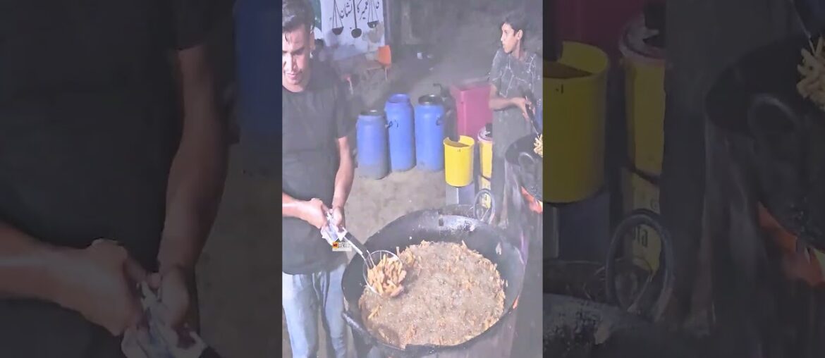 French Fries | Aloo Chips | Egg Fries | Karachi Street Food | Must Taste #shorts #foodvideos