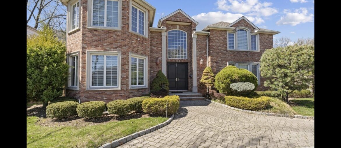 594 Floyd Street Englewood Cliffs, NJ | ColdwellBankerHomes.com 594 Floyd Street Englewood Cliffs, NJ | ColdwellBankerHomes.com