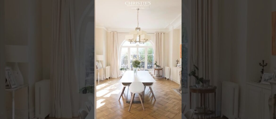 EXCLUSIVE! Luxury Bourgeois Family House for Sale, Bordeaux, France. Maxwell-Baynes CA1179 EXCLUSIVE! Luxury Bourgeois Family House for Sale, Bordeaux, France. Maxwell-Baynes CA1179