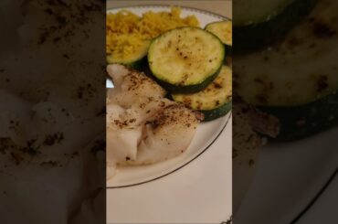 Baby I'm a Want You... A simple, boring... Hake #shorts #eatdrinksavor #foodporn