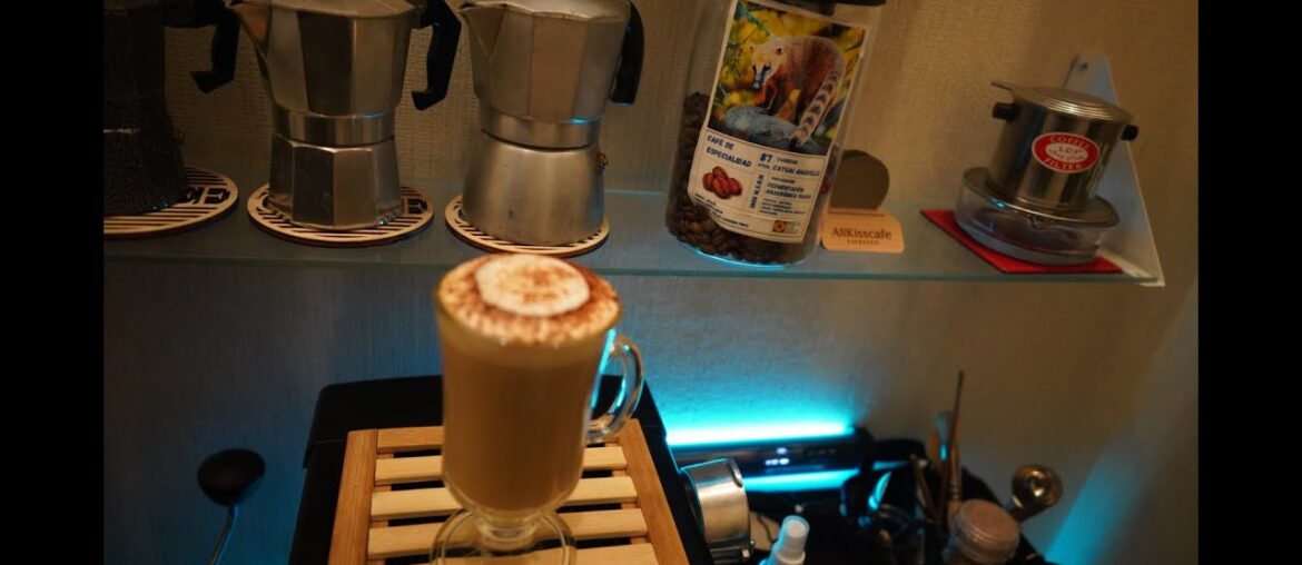 Flat & White Nocturno