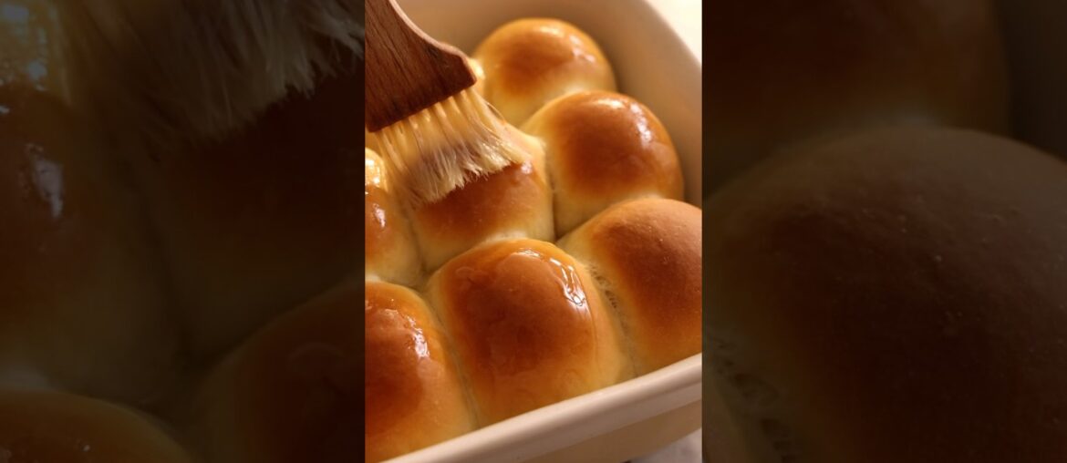 Make the Fluffiest Dinner Rolls