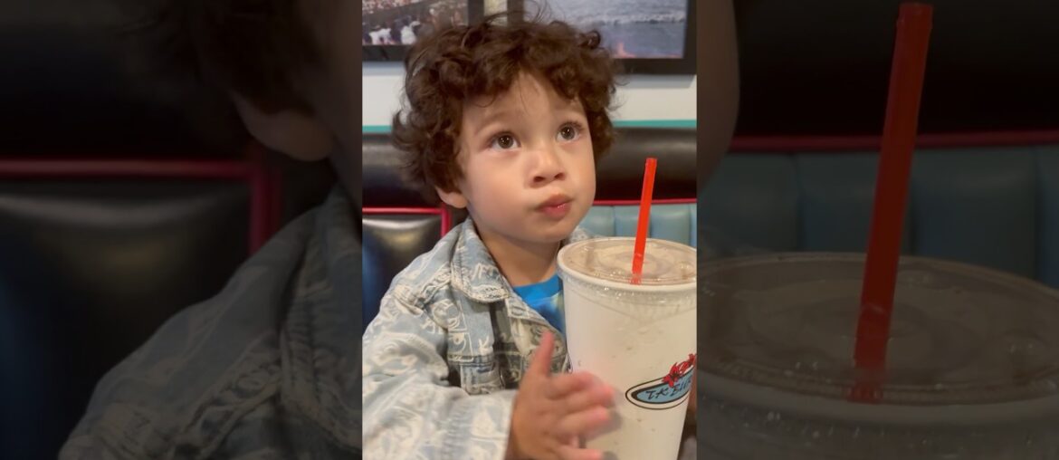 French fries #toddlerlife #foodie #toddler #toddlerlearning #toddlerfun #toddlereats #momlife #mom