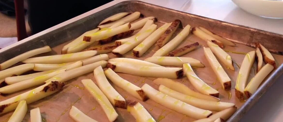 Chef Schiele shows WPTV how to make a 'healthier' version of French fries