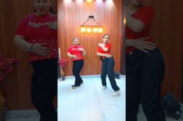 LAAL PARI : Yo Yo Honey Singh | Neeru Bajwa|Housefull 5|Dance|Laal Pari Laal Pari Mangwado Mujhko