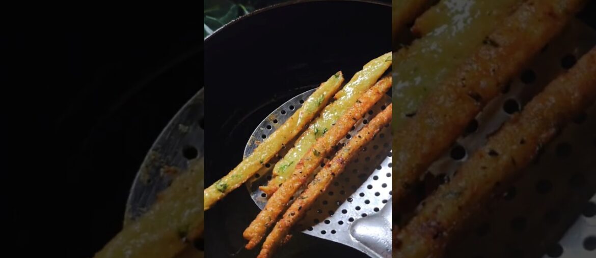 french fries#asmr #food #cinematic #recipe #satisfying #cooking #fries #potato #shorts#youtubeshorts