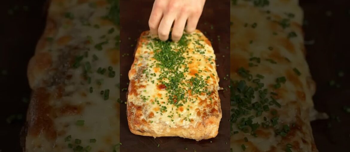 French onion pot roast SANDWICH