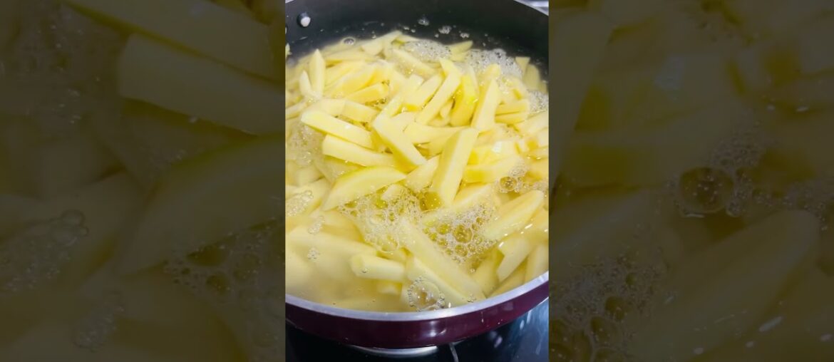 Crispy and perfect french fries at home #recipe #ytshorts #food#snacks#frenchfries #shorts #viral
