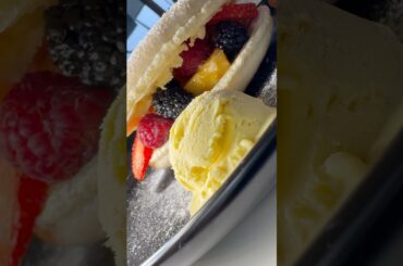 Pretty way to serve #french #macaron #creator #daily #feed