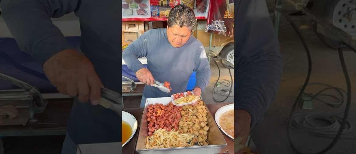 Charola de papas a la francesa y salchicha fritas #video #food #foodie #asmr