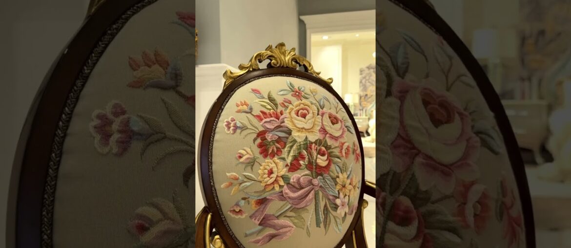 Dining becomes an elegant ritual with this French embroidered dining set. Dining becomes an elegant ritual with this French embroidered dining set.