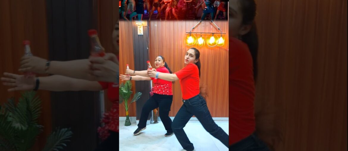 LAAL PARI : Yo Yo Honey Singh | Neeru Bajwa|Housefull 5|Dance|Laal Pari Laal Pari Mangwado Mujhko