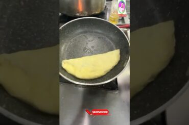 Classic Omelette vs French Omelette #ViralBreakfastOmelette