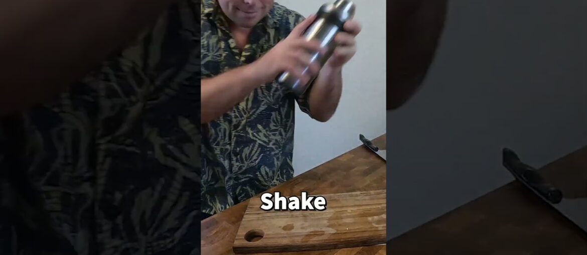 How to make a French 75 cocktail: Easy Gin Cocktail Recipe How to make a French 75 cocktail: Easy Gin Cocktail Recipe