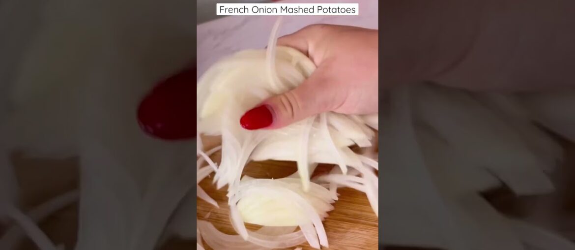 French Onion Mashed Potatoes: Easy Holiday Side Dish