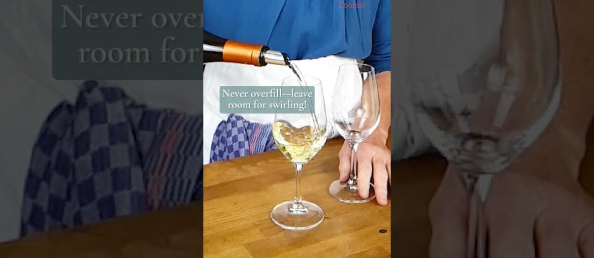 How to Pour Wine Like the French: A Tip from Susan Herrmann Loomis How to Pour Wine Like the French: A Tip from Susan Herrmann Loomis