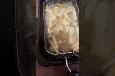 Crispy Homemade French Fries in the Deep Fryer #homemade #french