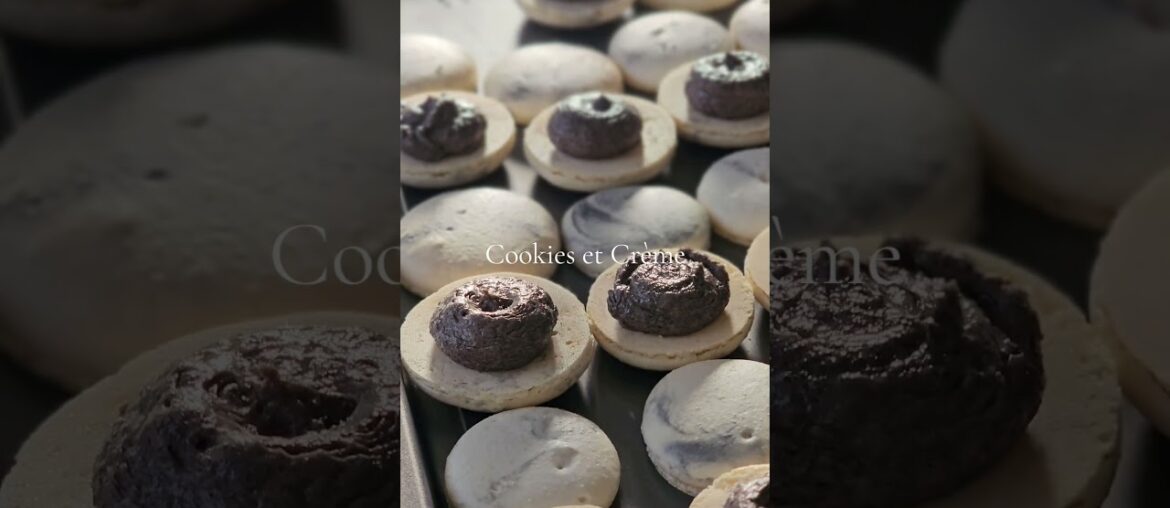 Cookies and Cream Macarons Filling #shorts #bakingvideo #baking #oddlysatisfying #macarons