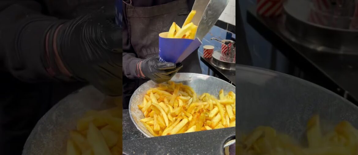 The best french fries in the world #frenchfries #streetfoodindia #streetfood