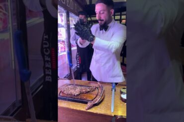 Salt Bae in French  #food #steak #streetfood #french #beefcuttingskills #beefcutlet