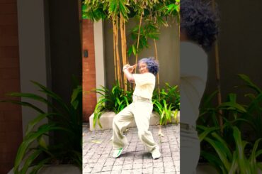 Karl Wine Tus Besos #shorts #dance #aadisri