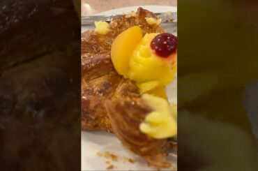 Peach danish French bread #french #bread #food #wamzchannel #fy #youtubeshorts