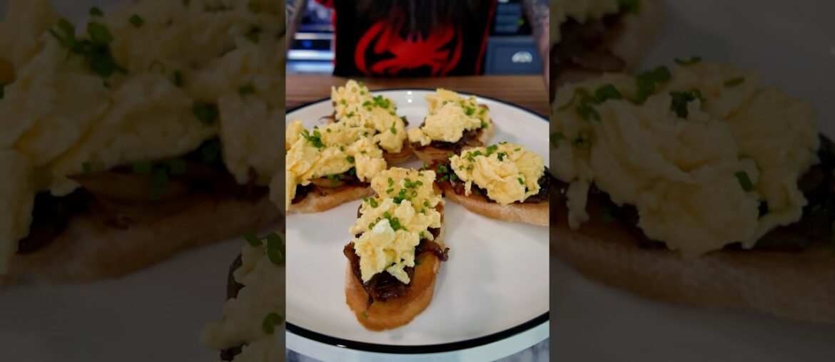 French Onion Egg Crostinis!
