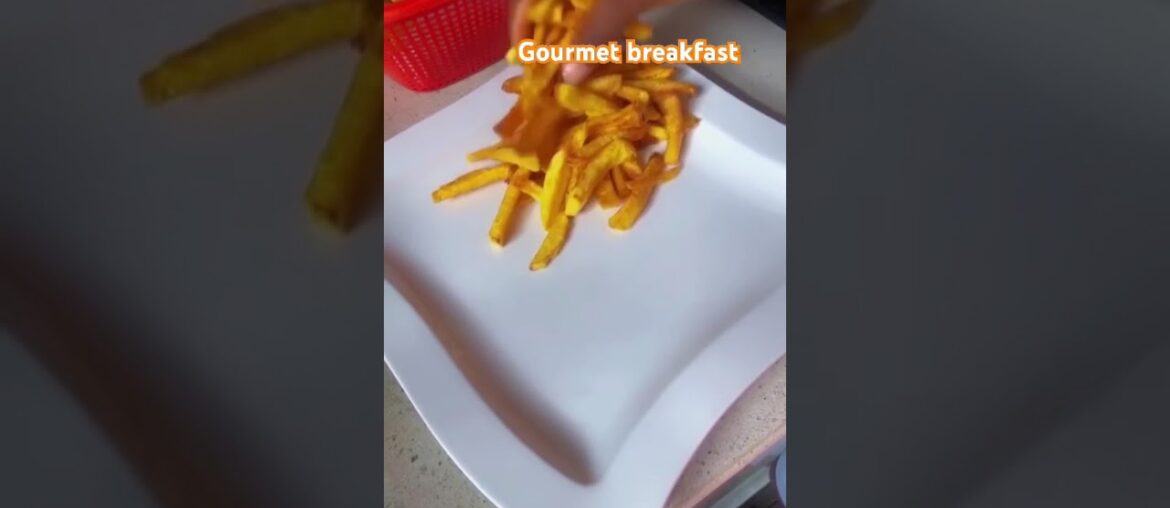 How to make scrambled eggs with potato chips,Gourmet breakfast  #food #cookingchannel #shortvideo