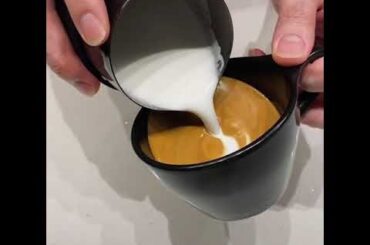 The easiest way to draw slow rosetta on a coffee latte