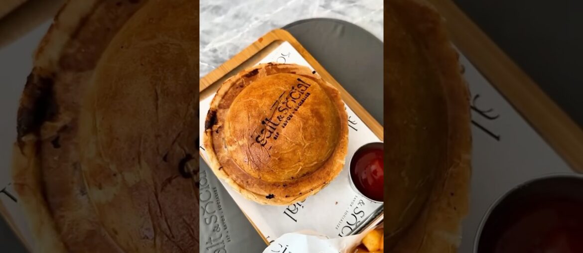 UFO Burger In Lagos! 10/10 #food #foodie #ufoburger #burgerrecipe #reviews #youtubeshorts #shorts