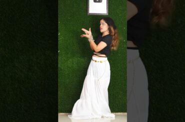 Laal pari Song | Yoyo honey singh Housefull5 | Akshay Kumar | laal pari laal pari Mangawa Do Mujhko