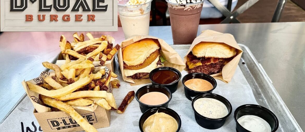 Trying D-Luxe Burger in Disney Springs! | Fries, Shakes & Sauces!