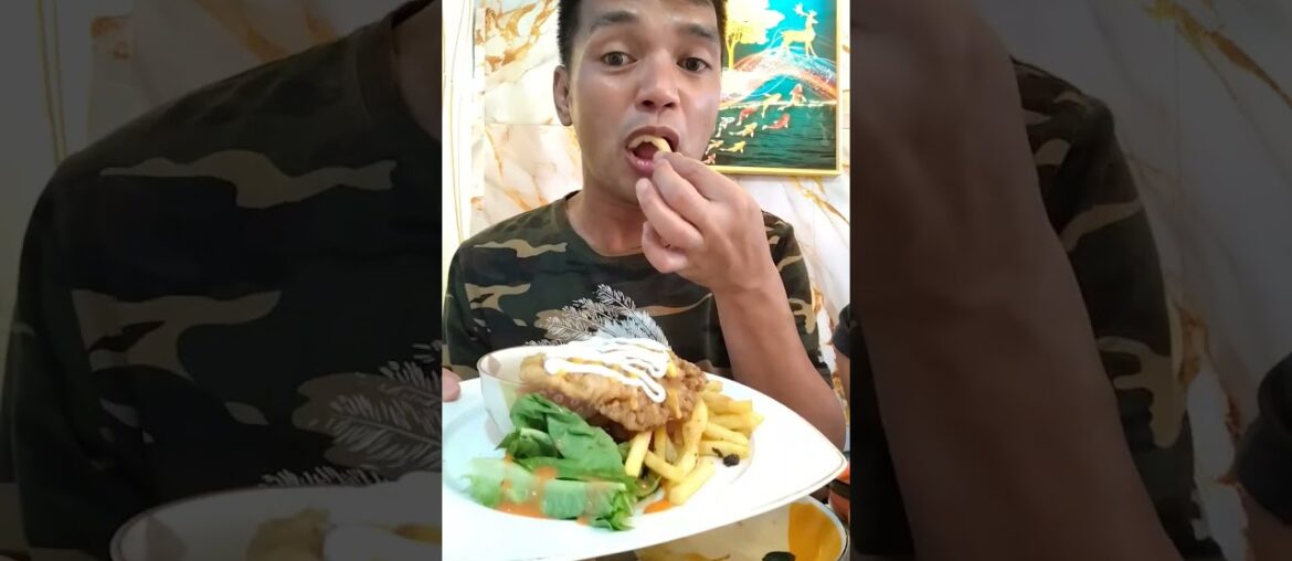 Yummy EATING Delicious Crispy French Fries #asmreating #frenchfries #mukbang #food #shorts