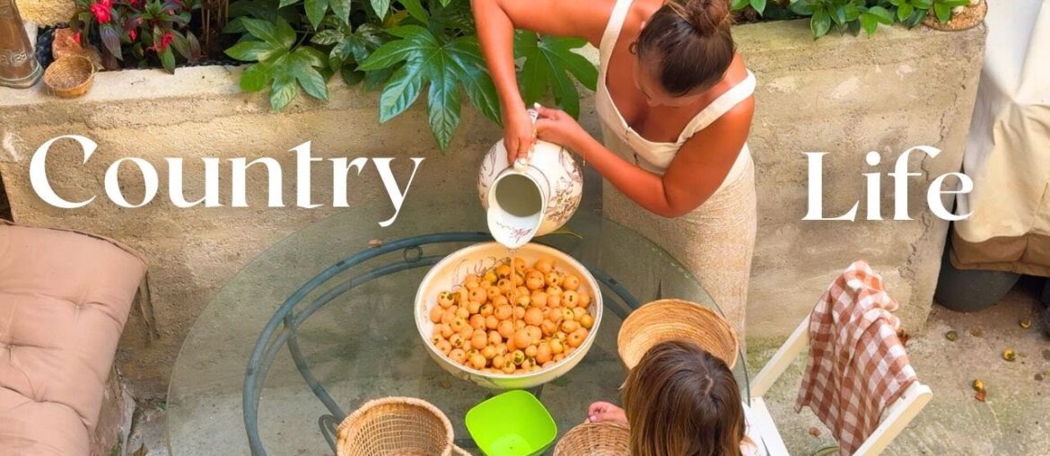 French Country Life | Loquat Harvest, Lakeside Moments & Romantic Dinner in a Medieval Village