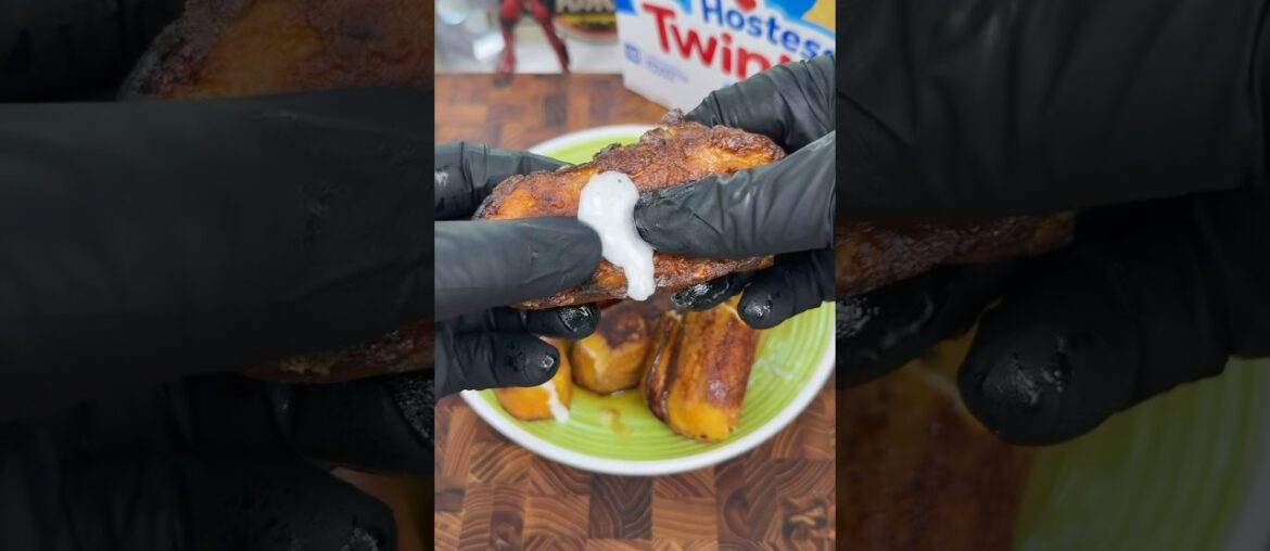 Twinkie French Toast for Breakfast! #foodhacks #recipe #shorts #musttry #delicious