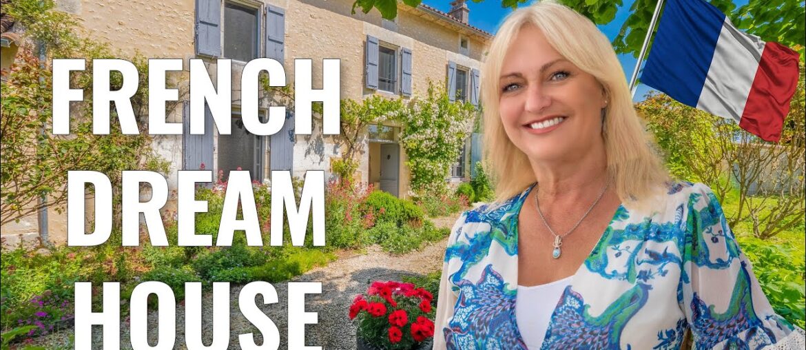 Luxury Stone Manor & Guest House with Castle Views - Charente - near Angouleme ref: A36042CDE16