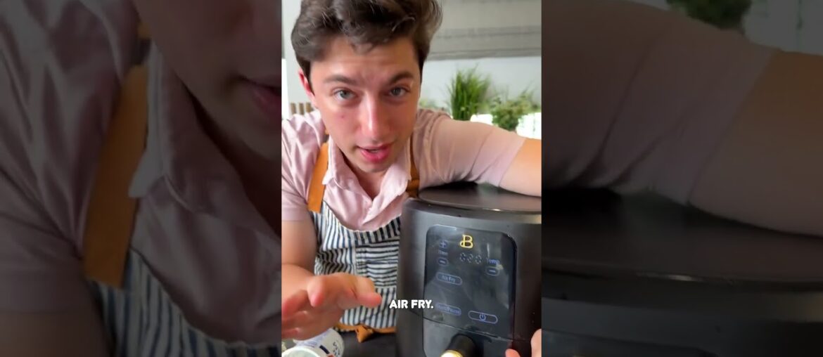 Here's a new delicious recipe for making Crispy Caviar Dip.