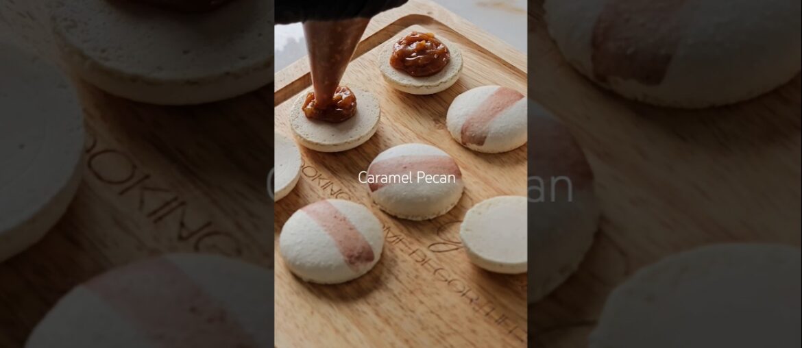 Caramel Pecan Filling Macarons #shorts