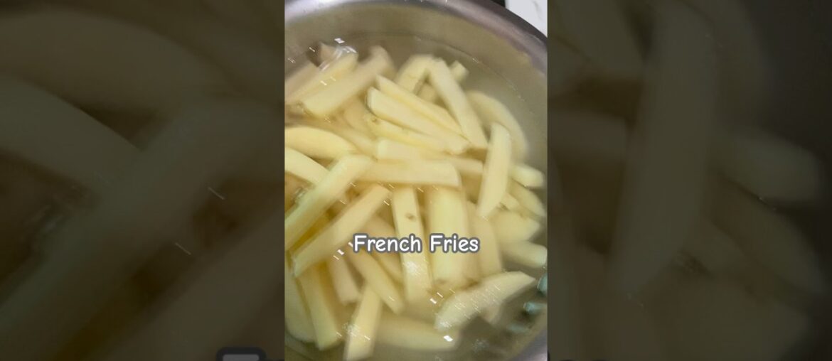 Perfect Crispy French Fries | Easy Recipe for Restaurant-Quality Fries!! #HomemadeFries #crispyfries