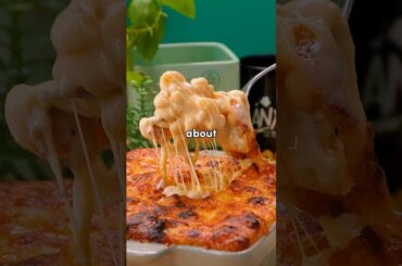 Is this the ULTIMATE MAC AND CHEESE?!