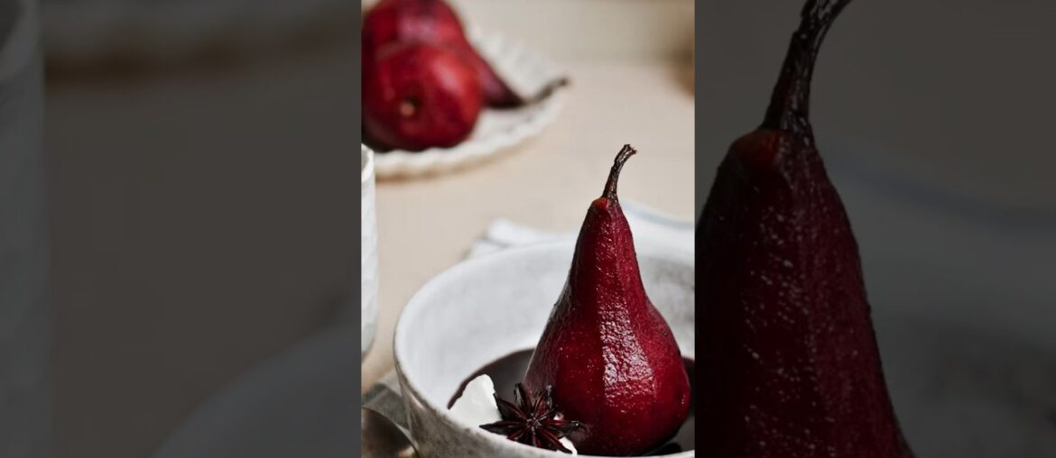 Poached pears in spicy red wine! Poached pears in spicy red wine!
