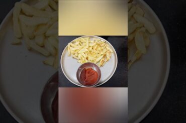 Crispy and Perfect,  Easy way to make French Fries #Shorts #Viral #FrenchFries #FrenchFries