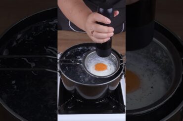 I learned this trick with a friend from France, now I only make poached eggs like this